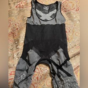GUC one piece shapewear